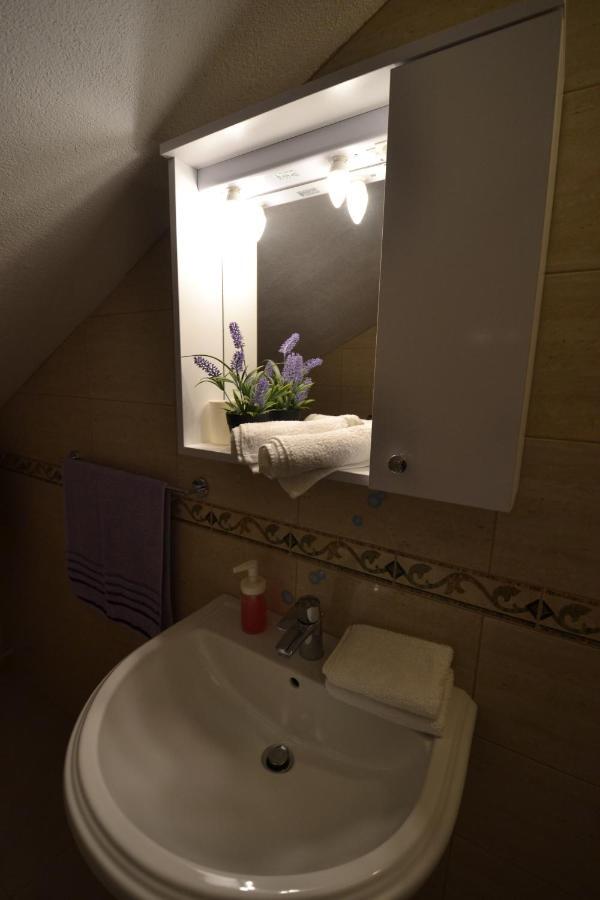 Apartmani Antonia Nakic -Stobrec Split Kültér fotó